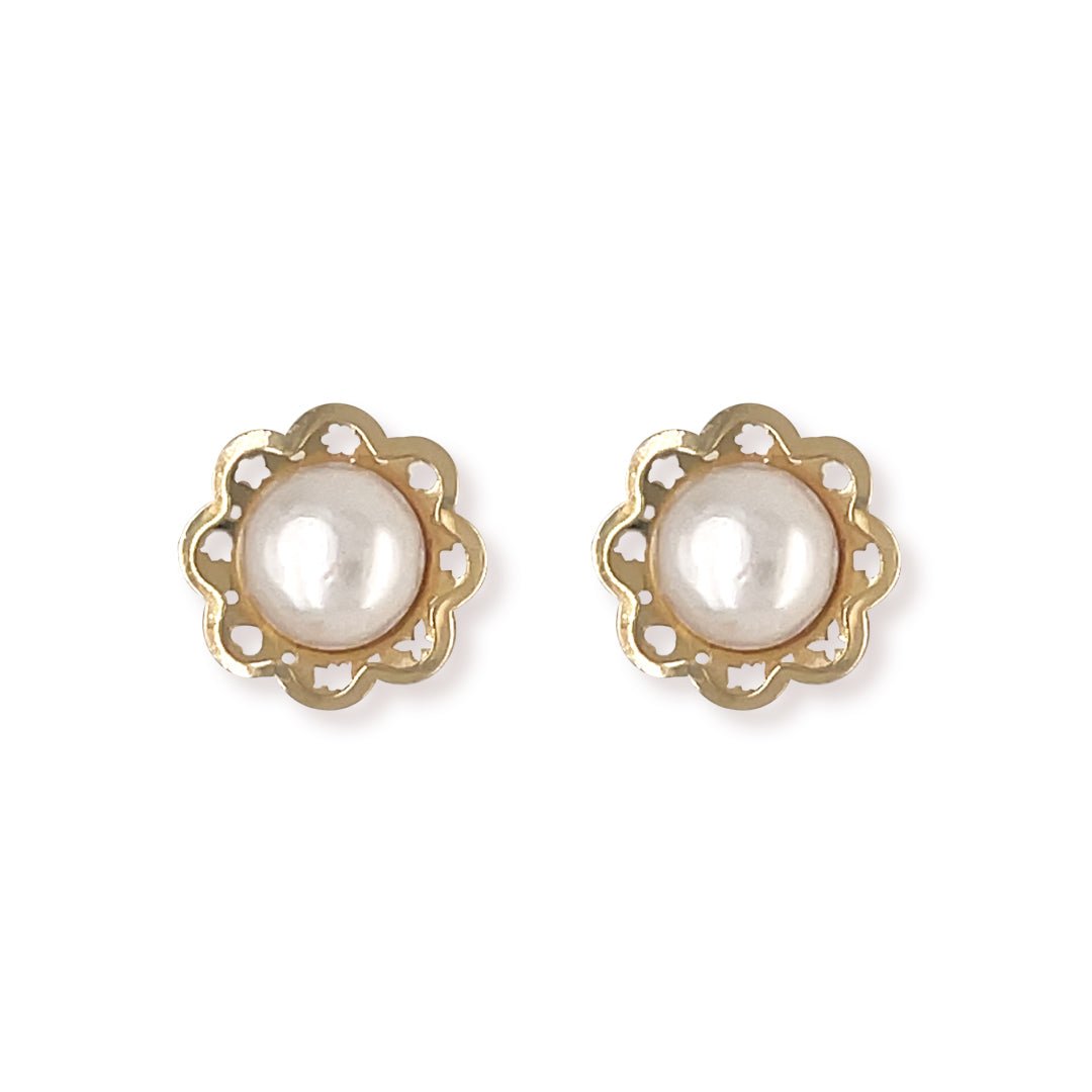 Flower shape Gold and Pearl Earring - Baby FitaihiFlower shape Gold and Pearl Earring