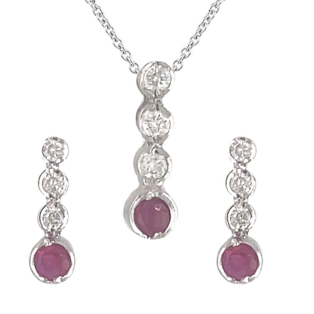 The Round Ruby Diamond Set - Baby FitaihiThe Round Ruby Diamond Set