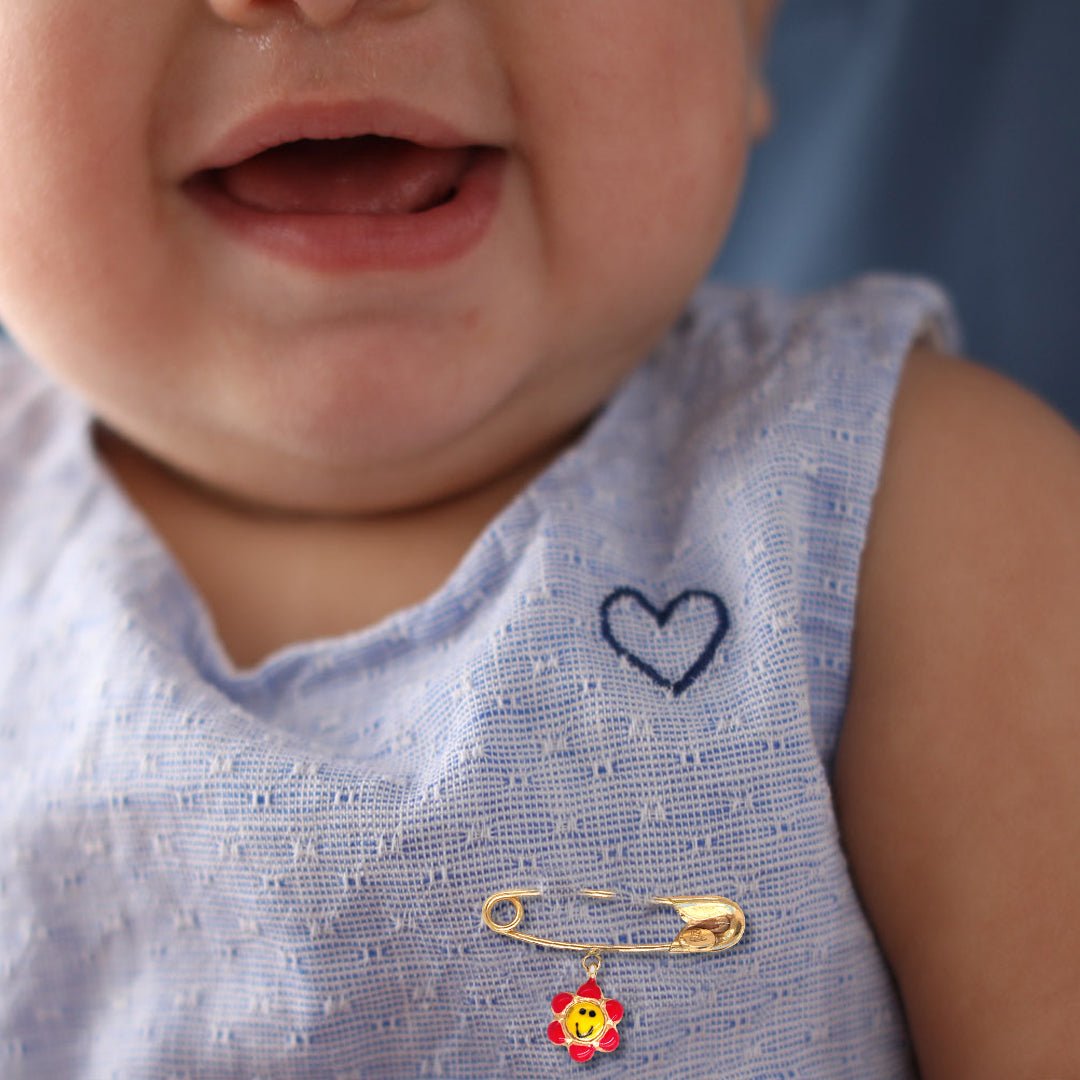 The Smiling Flower Brooch - Baby FitaihiThe Smiling Flower Brooch